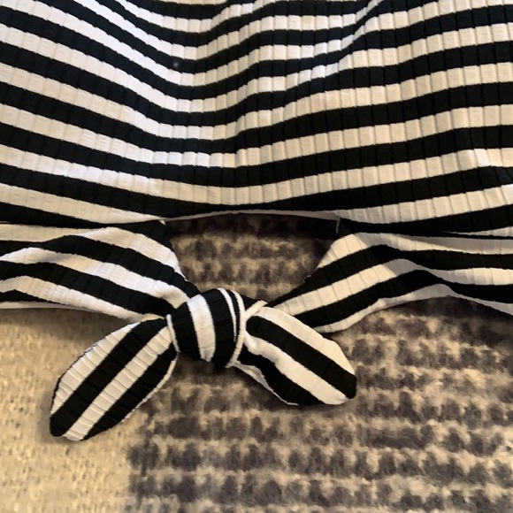 Swim Suit Top and pouch - Picture 3 of 11